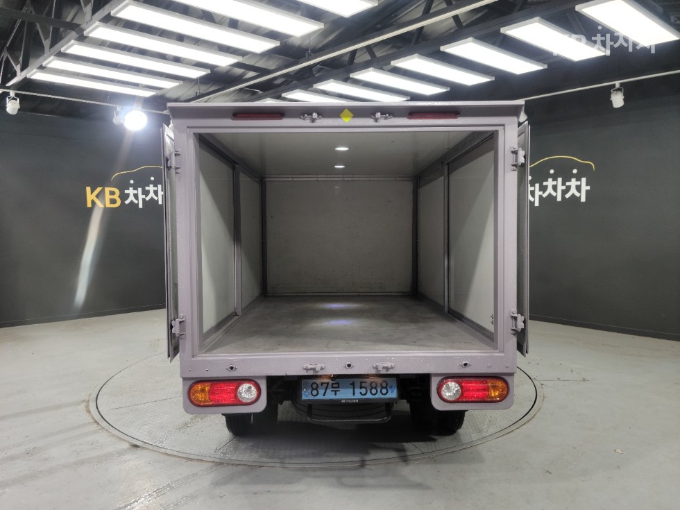 Hyundai 포터2 일렉트릭 저상내장탑차 - фото 1