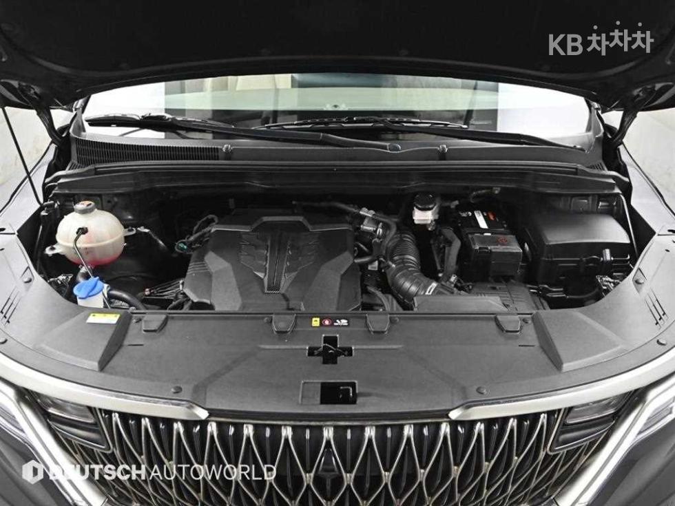 2023 - kia carnival