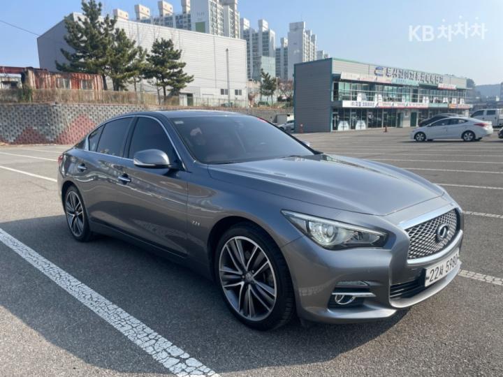 Infiniti Q50 2.2d Premium 3
