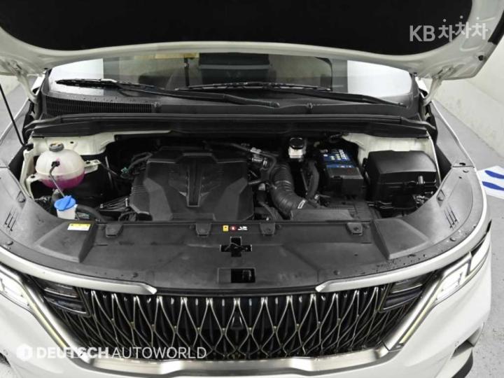 Kia Carnival G3.5 GDI Noblesse 7