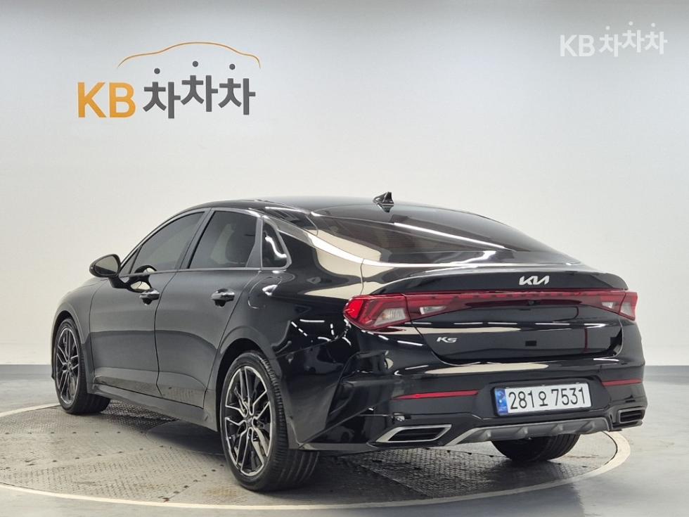 2022 - kia k5