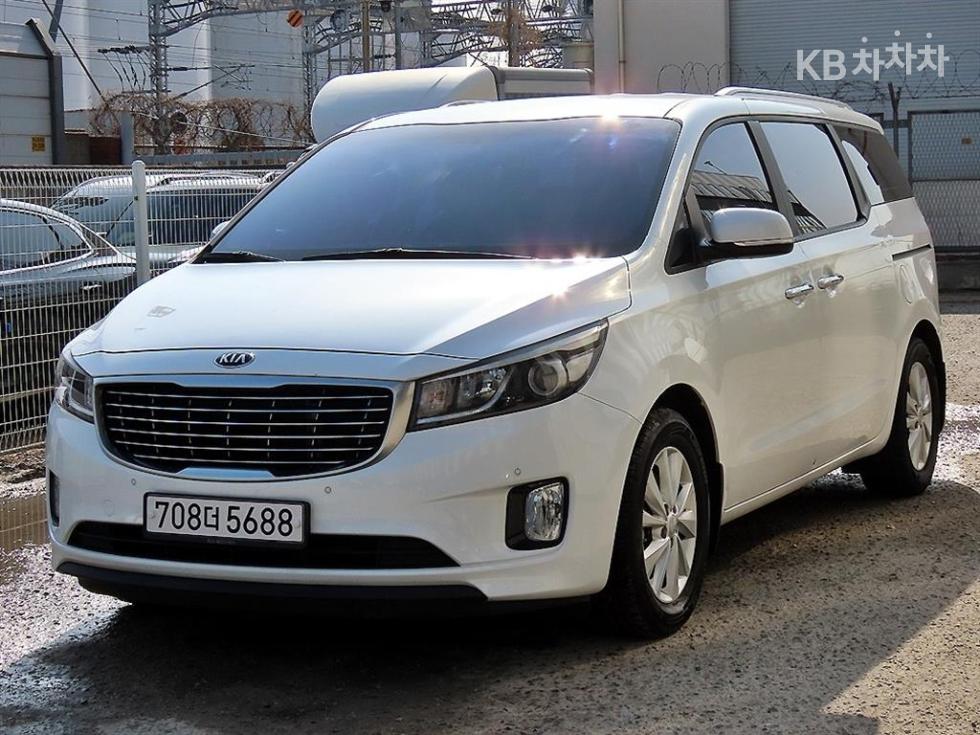 2017 - kia carnival