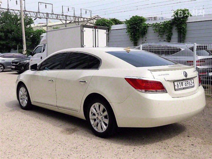 Chevrolet Alpheon EL240H Premium 4