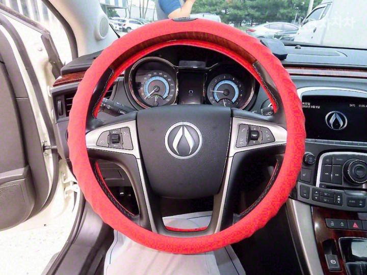 Chevrolet Alpheon EL240H Premium 9