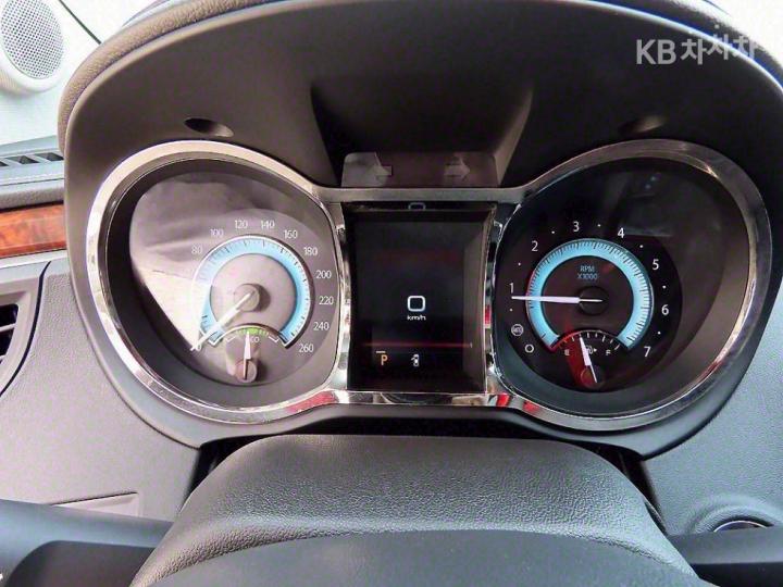 Chevrolet Alpheon EL240H Premium 10