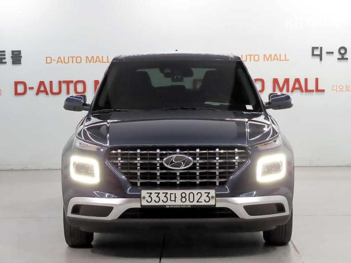 Hyundai Venue Gasoline 1.6 Modern 3