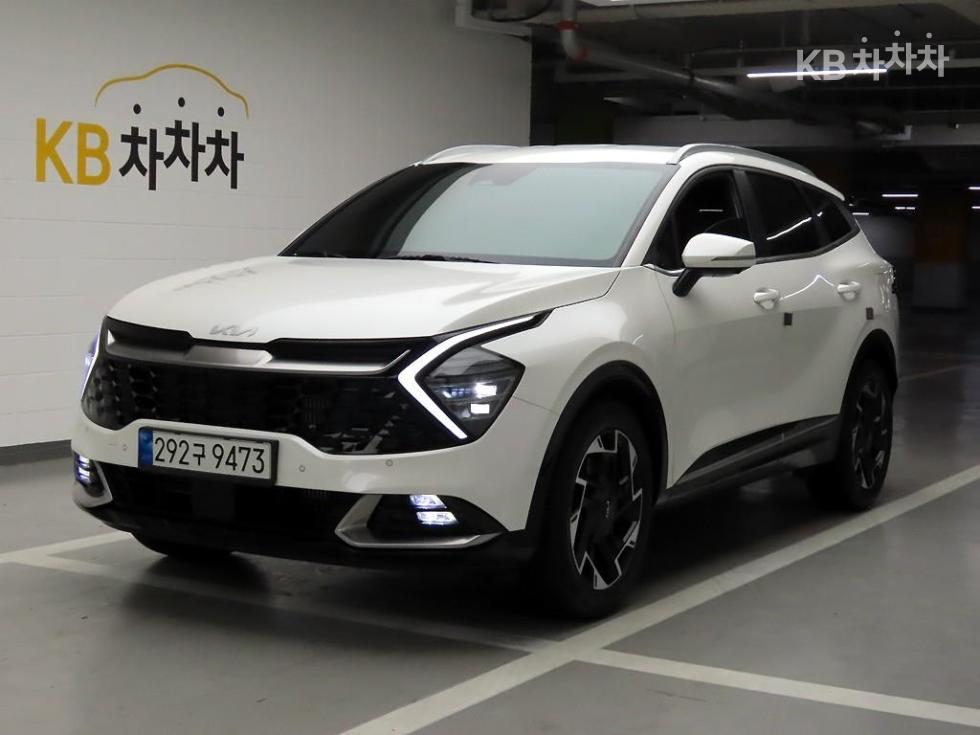 2023 - kia sportage