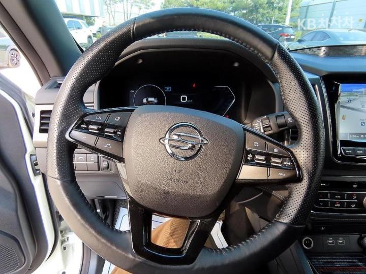 KG Mobility (Ssangyong) Rexton Sport Khan 2.2 4WD Prestige 9