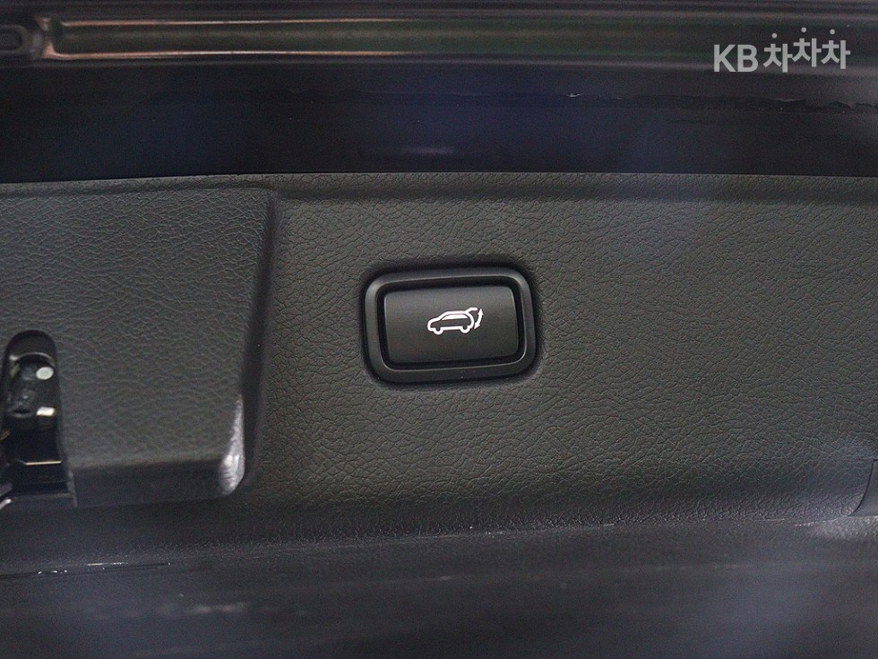 2022 - kia mohave