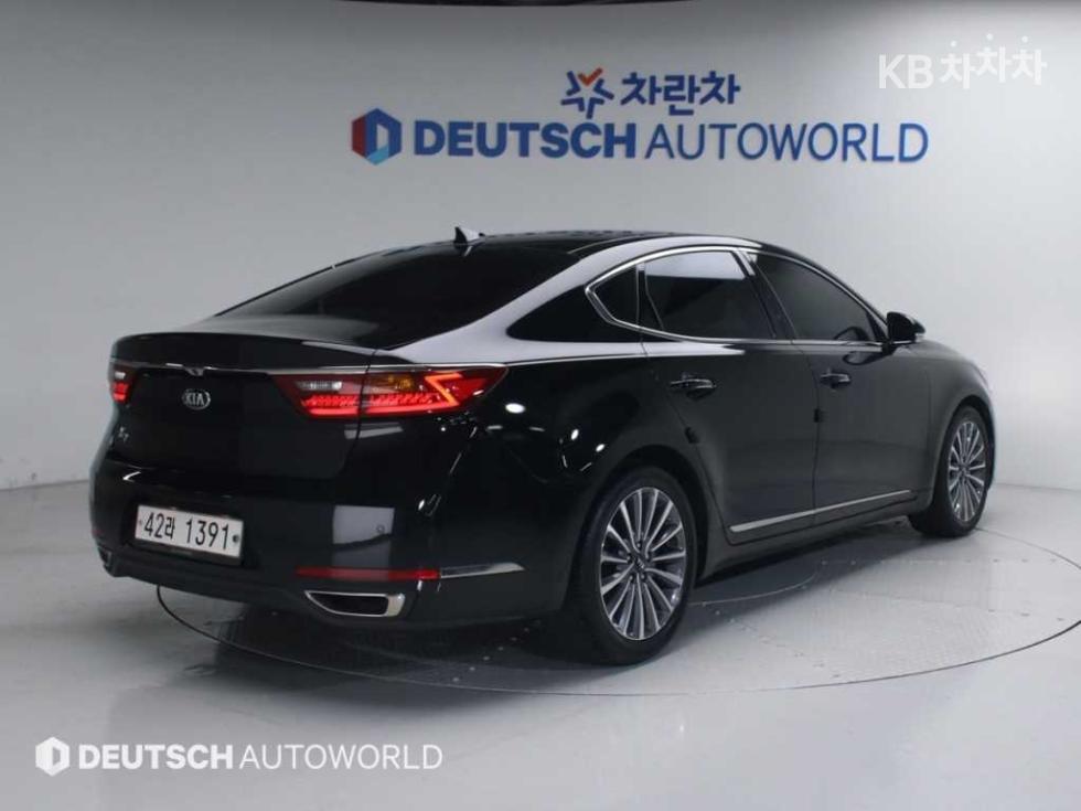 2017 - kia k7