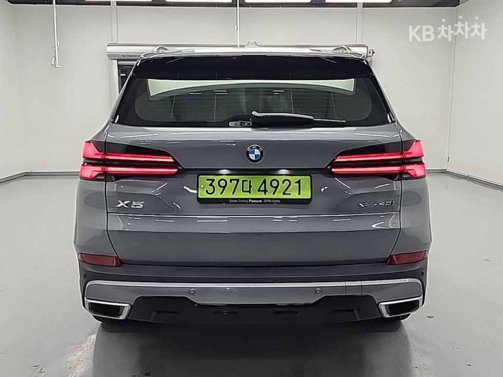 BMW X5 — miniaturë 2