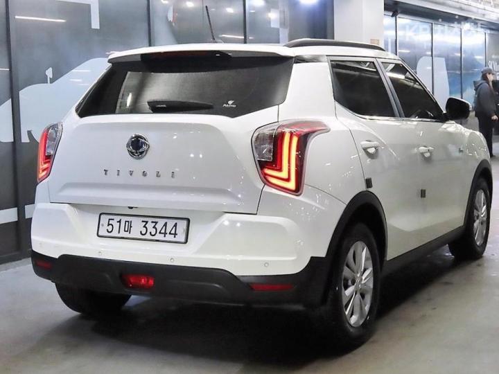 KG Mobility (Ssangyong) Tivoli Gasoline V3 2WD Base Type 5