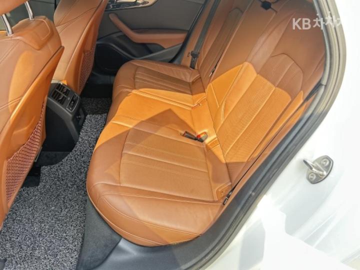 Audi A4 B9 40 TFSI Premium 9