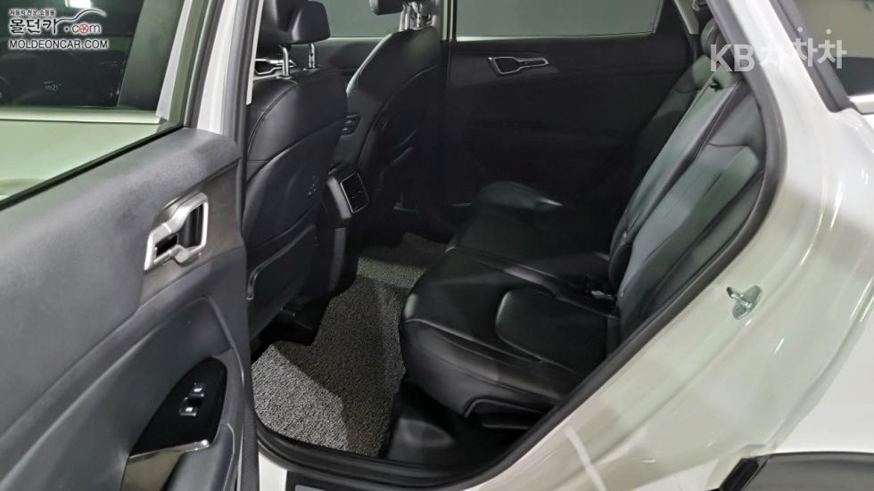 2024 - kia sportage