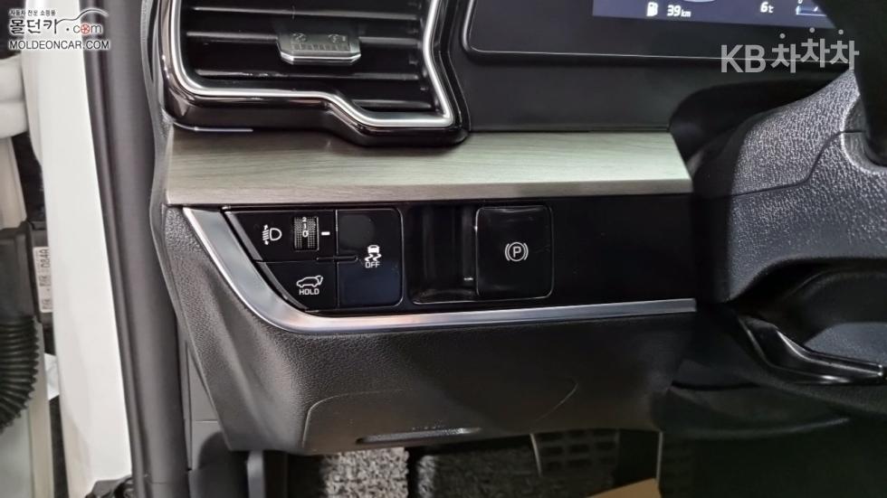 2024 - kia sportage