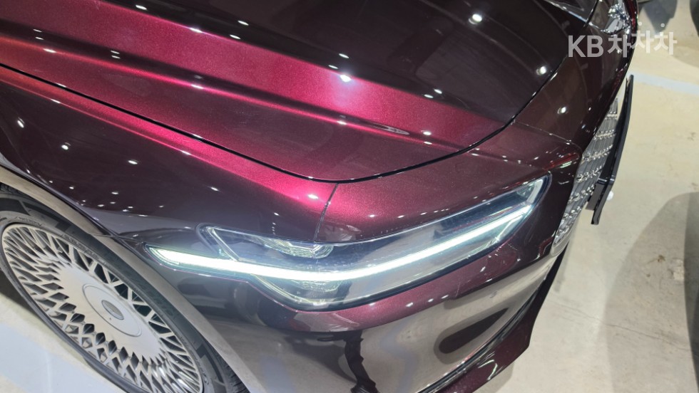 Genesis G90 — miniaturë 2