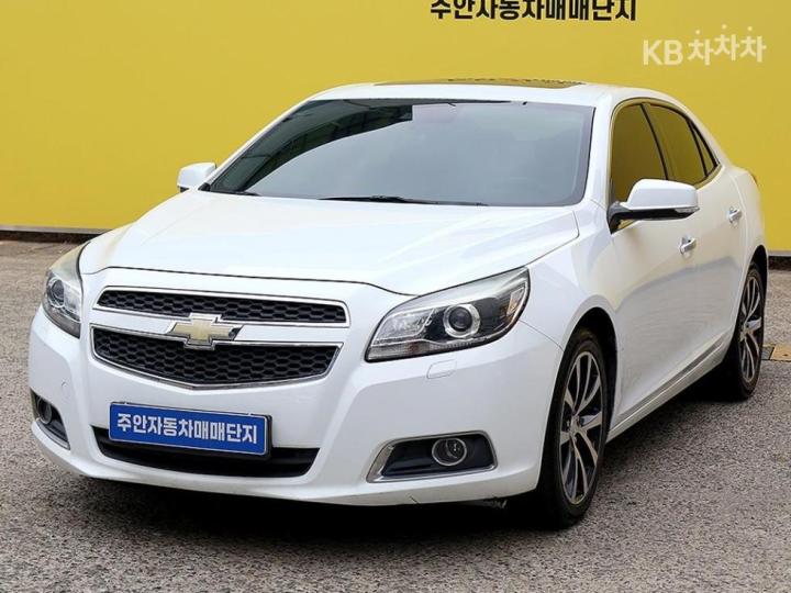 Chevrolet Malibu 2.0 LTZ Deluxe Pack Black Wheel 3