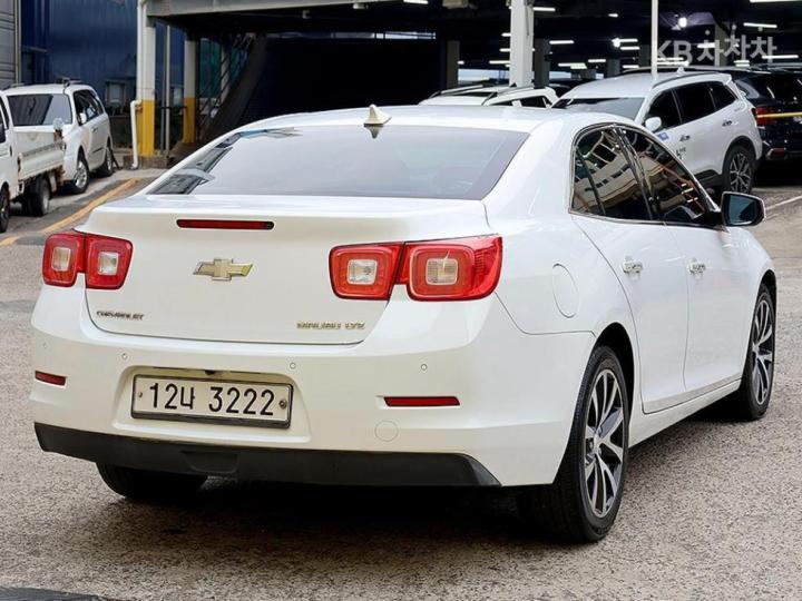 Chevrolet Malibu 2.0 LTZ Deluxe Pack Black Wheel 5