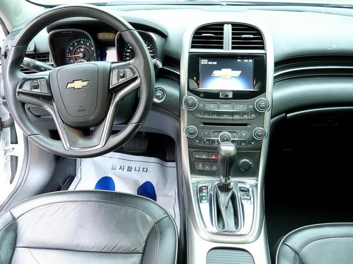 Chevrolet Malibu 2.0 LTZ Deluxe Pack Black Wheel 6
