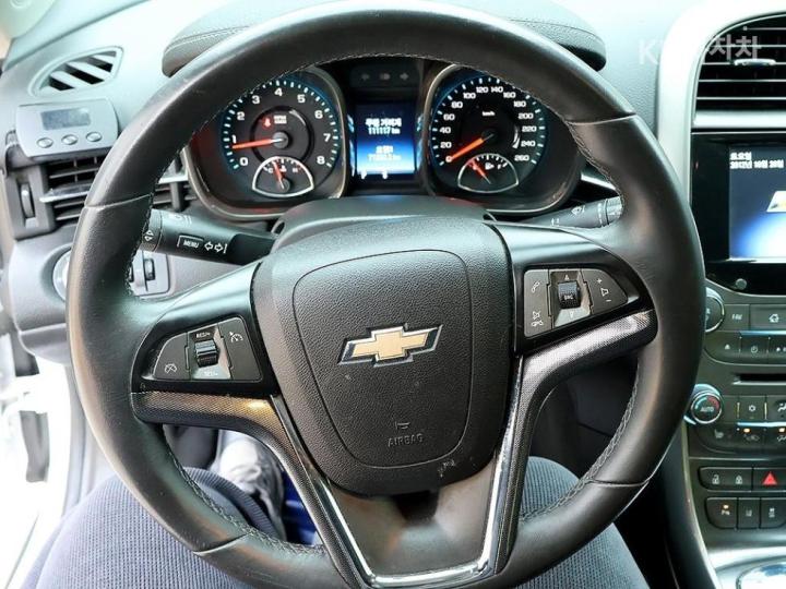 Chevrolet Malibu 2.0 LTZ Deluxe Pack Black Wheel 9