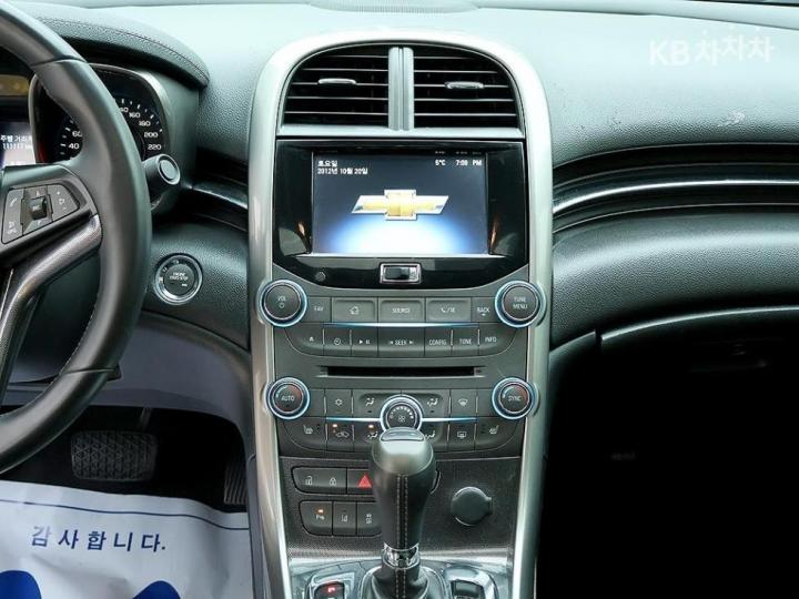 Chevrolet Malibu 2.0 LTZ Deluxe Pack Black Wheel 10