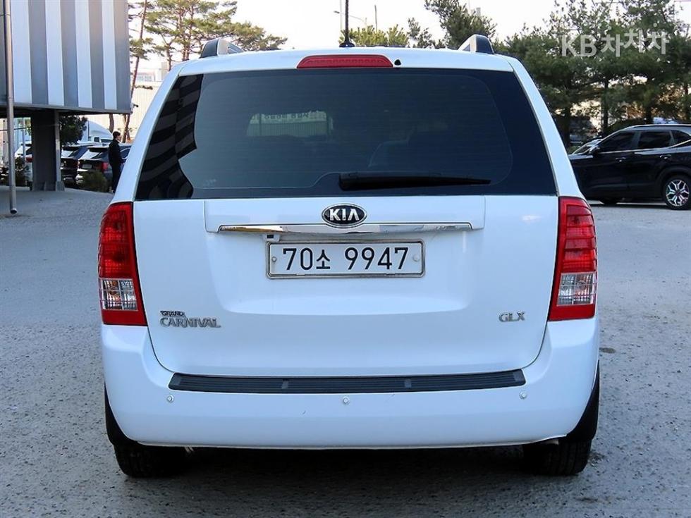 2013 - kia carnival