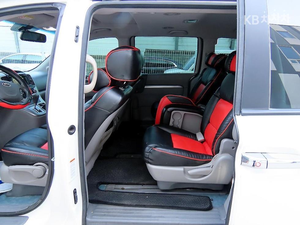 2013 - kia carnival