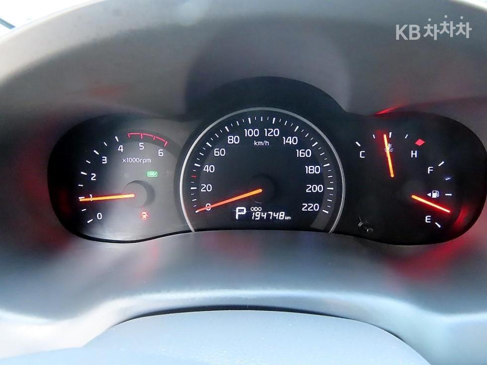 2013 - kia carnival