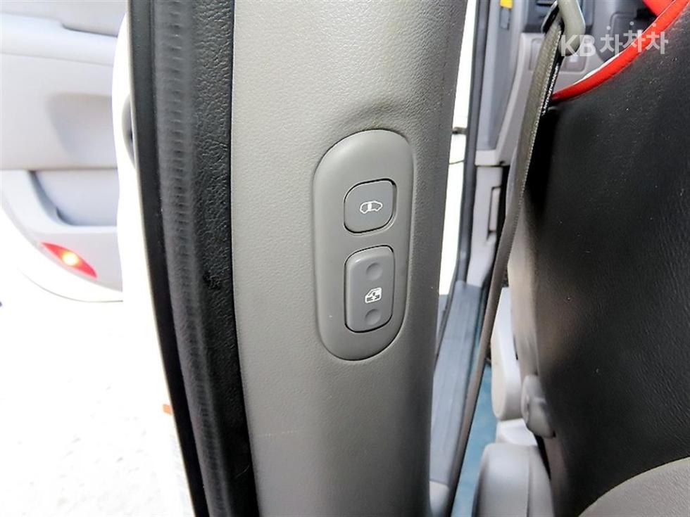 2013 - kia carnival