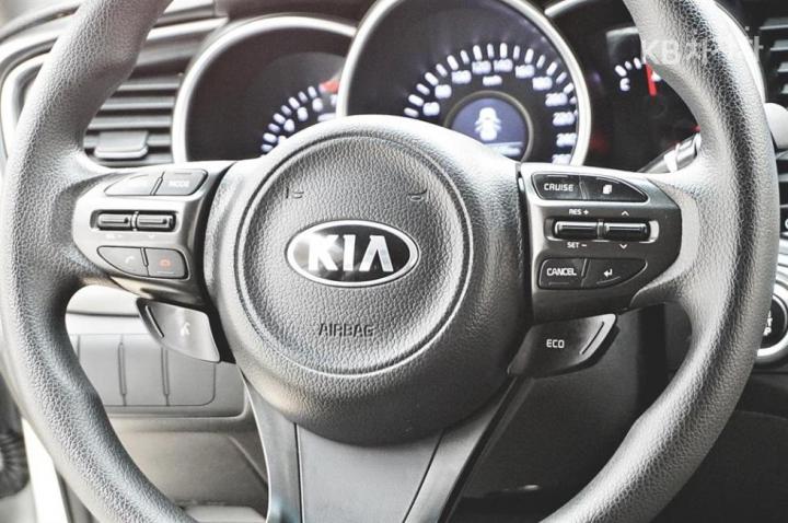 Kia K5 LPI Luxury Economy Type 9