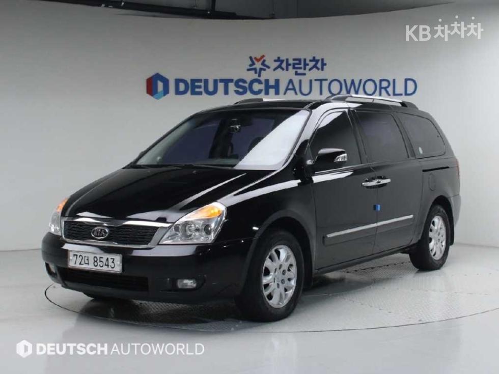 2011 kia carnival