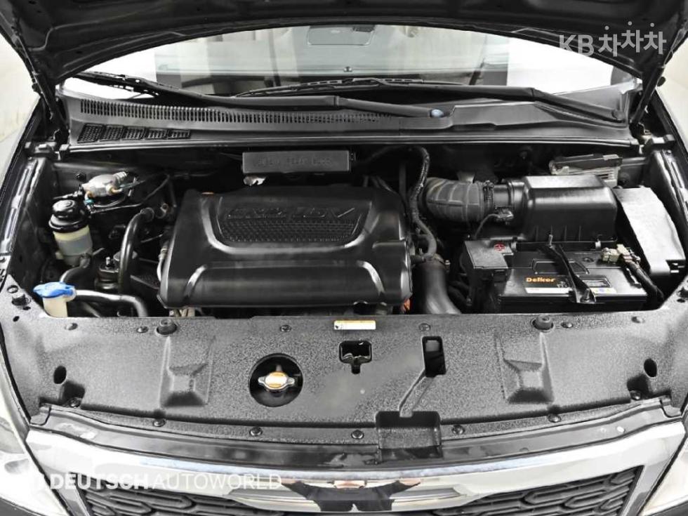 2011 - kia carnival