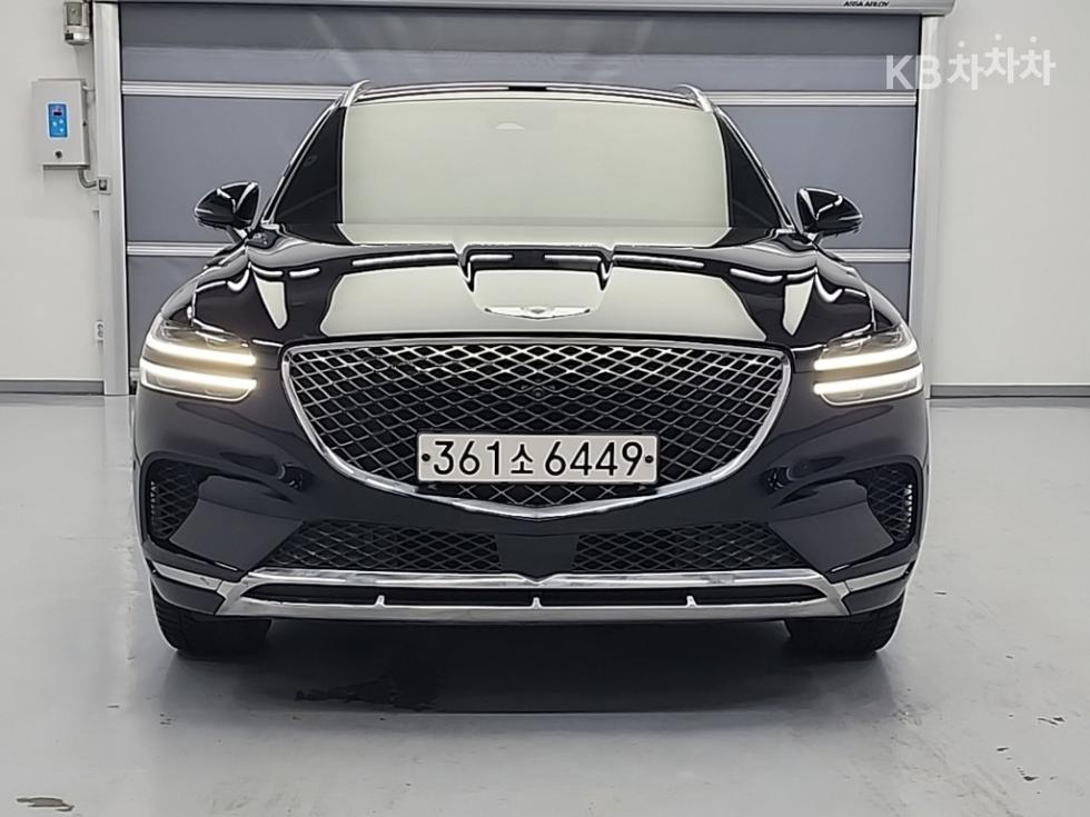 2021 Genesis GV70 photo