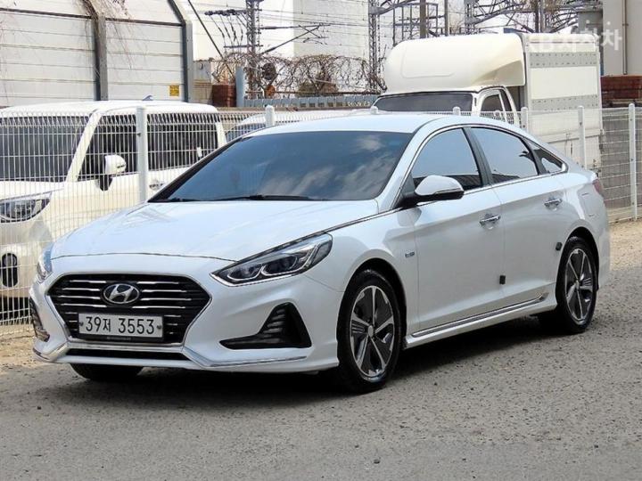 Hyundai Sonata New Rise Hybrid 2.0 HEV Modern 3
