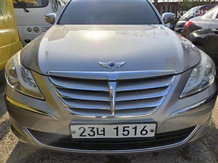 Hyundai Genesis BH330 MODERN Special