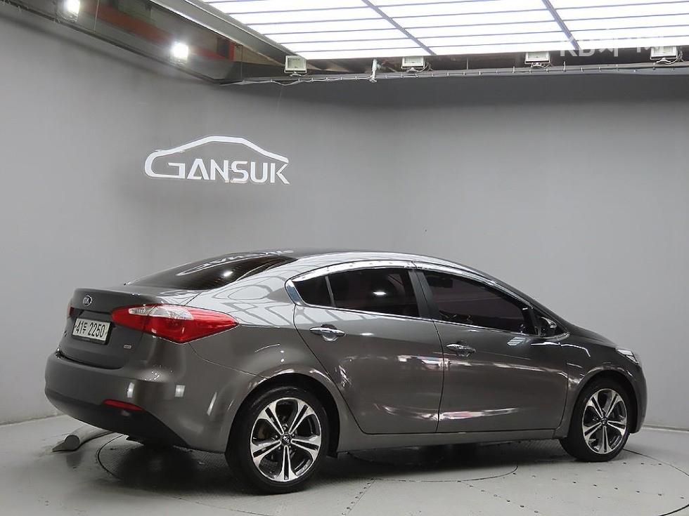 2013 - kia k3