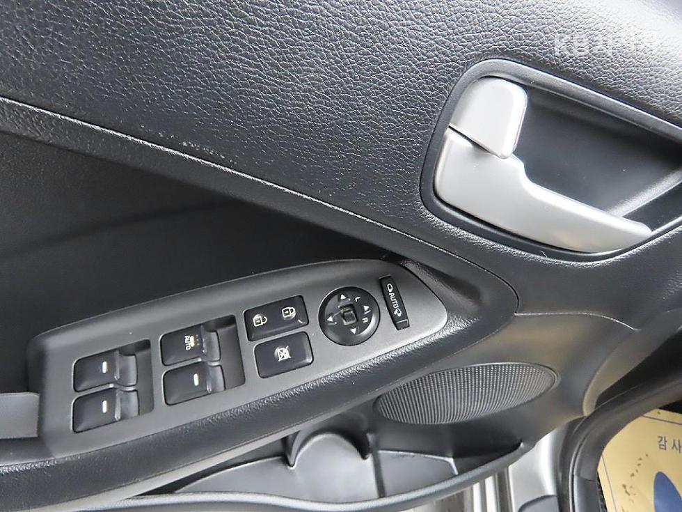 2013 - kia k3