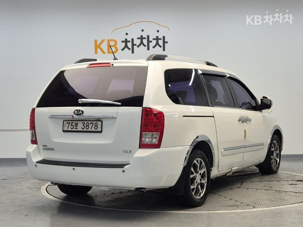 2014 - kia carnival