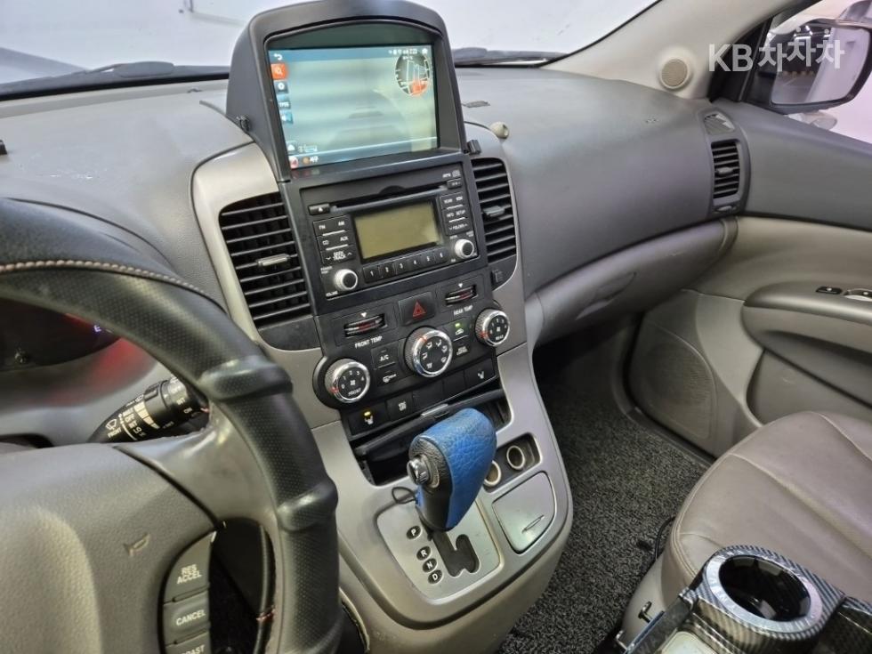 2014 - kia carnival