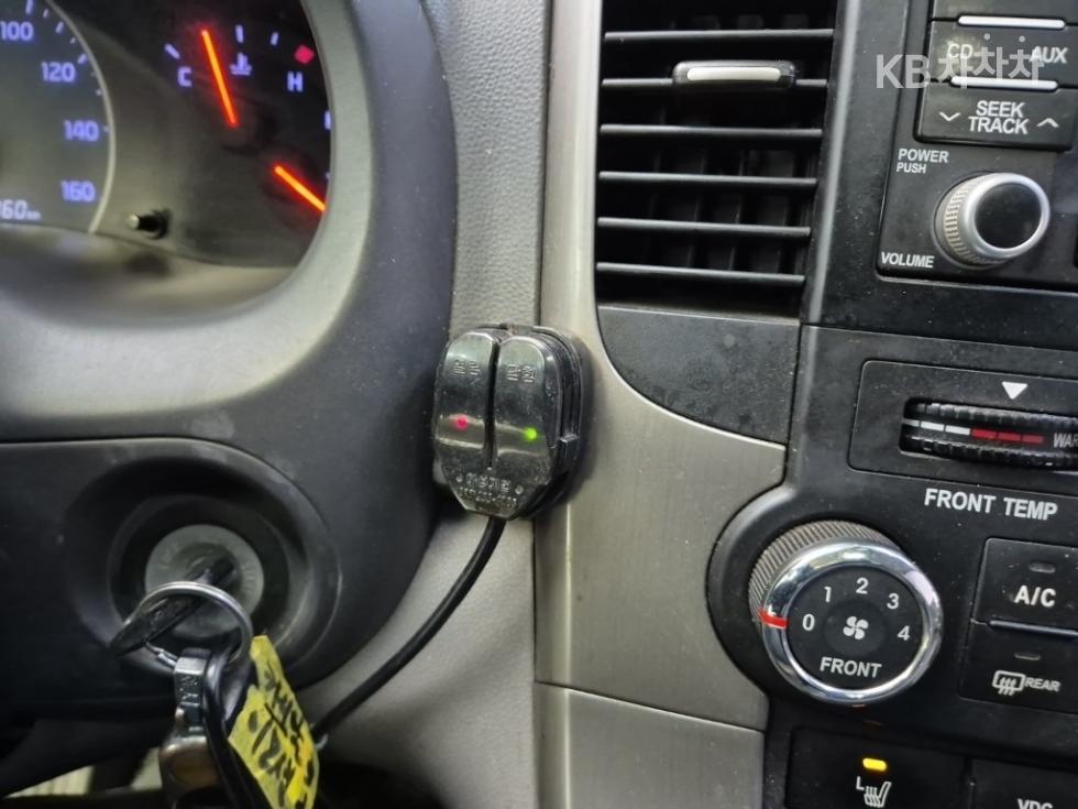2014 - kia carnival