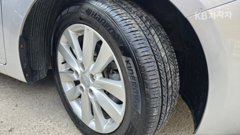 2013 - kia k3