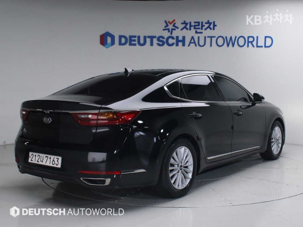 2017 - kia k7