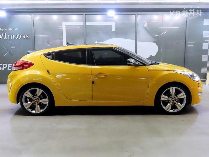 Hyundai Veloster DCT Pack 4