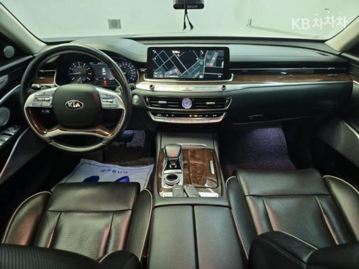 Kia K9 The 3.8 GDI AWD Platinum Ⅱ 8