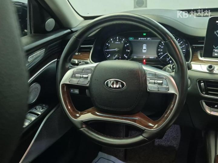Kia K9 The 3.8 GDI AWD Platinum Ⅱ 10