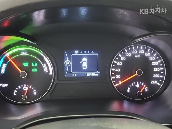 Kia K5 Hybrid 2.0 Noblesse 7