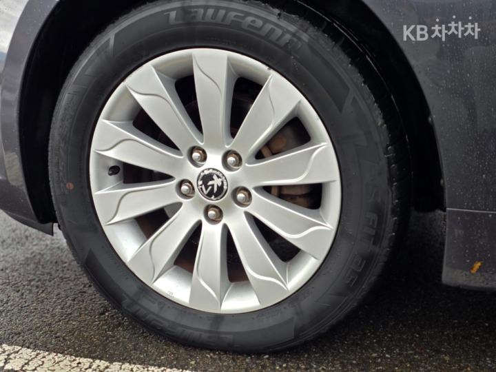 Kia K7 The Prestige LPI 3.0 Deluxe 6