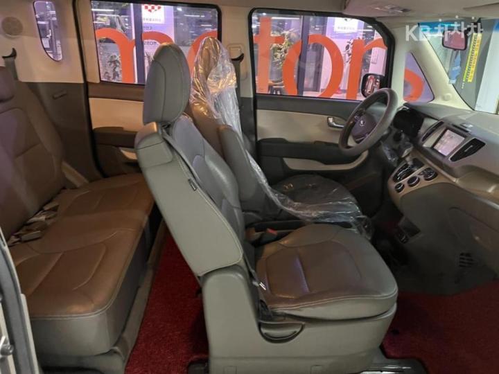 Kia Ray 1.0 Gasoline Luxury 7