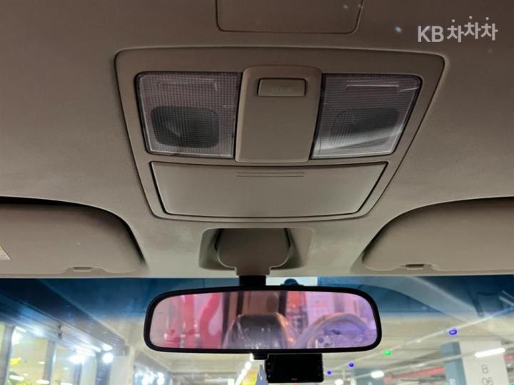 Kia Ray 1.0 Gasoline Luxury 10