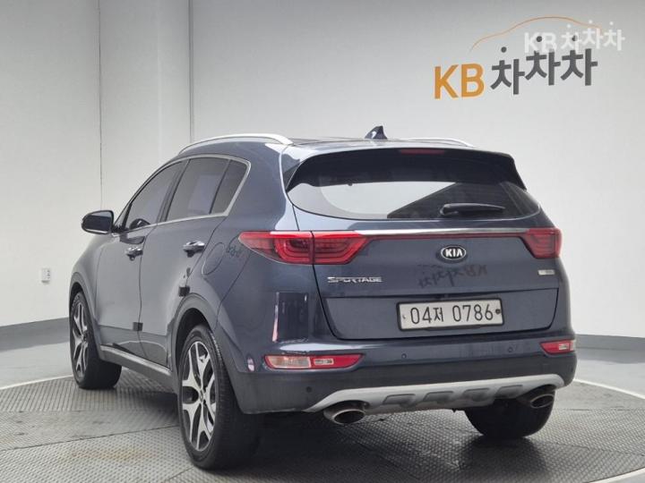 Kia Sportage Diesel 2.0 2WD Prestige 3